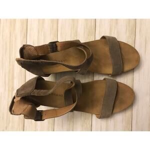 Lucky Brand Women’s Size 10M Heeled Sandal. Brown